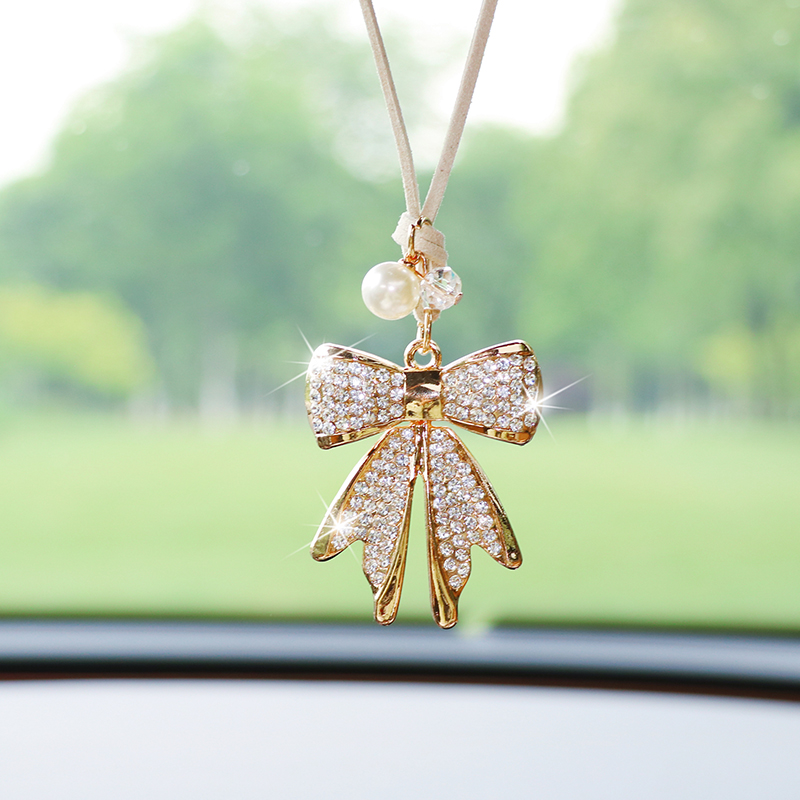 Car Accessories Mirror Hanging - Modischer Diamantbesetzter Fliege-Anhänger für Auto-Rückspiegel Kreativer