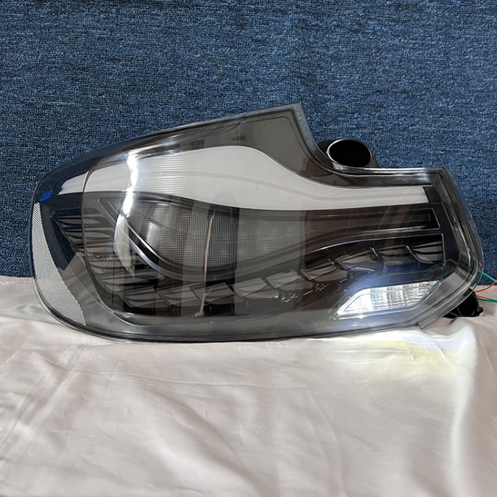 Auto-GTS-Stil-Rücklicht, weit  – Accessories Car Near Bewertung und Preis